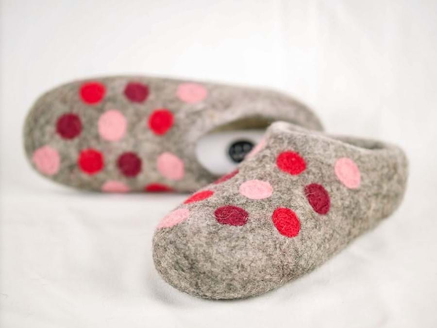 Mehke šape, handmade felt slippers made from sheep wool